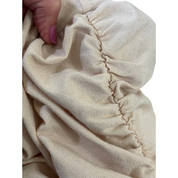 ASTR cream Encino Ruched top, small, romantic, feminine, flirty, date night - Picture 3 of 5